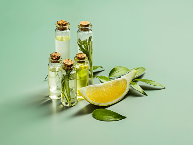 aceite de oliva y jugo de limón ayudan a eliminar toxinas acumuladas.